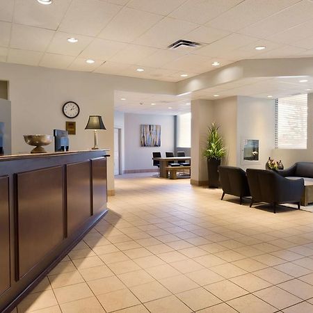 Travelodge Calgary Macleod Trail Buitenkant foto